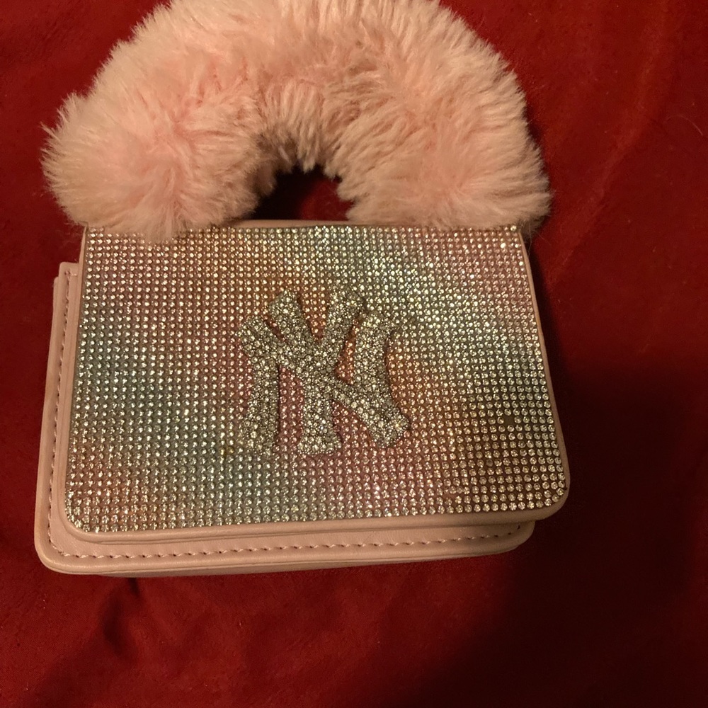 New York pink purse